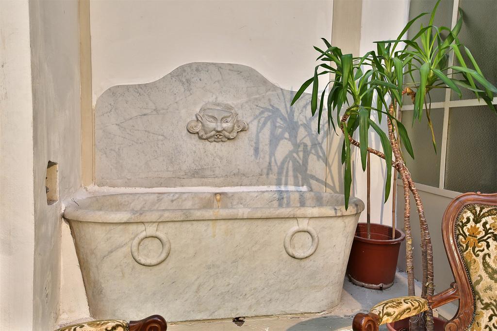 Alibrandi Palace Civitavecchia Ngoại thất bức ảnh