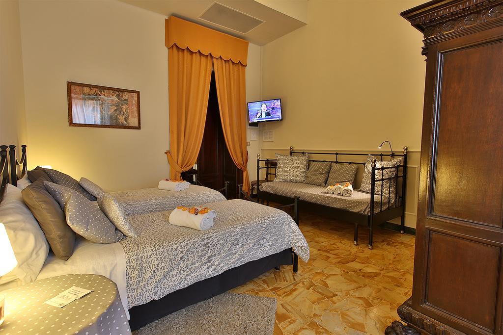 Alibrandi Palace Civitavecchia Ngoại thất bức ảnh