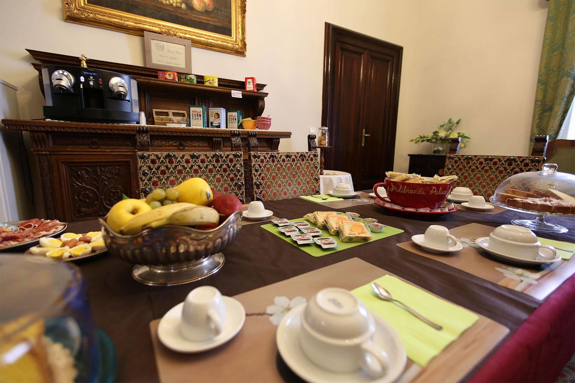 Alibrandi Palace Civitavecchia Ngoại thất bức ảnh