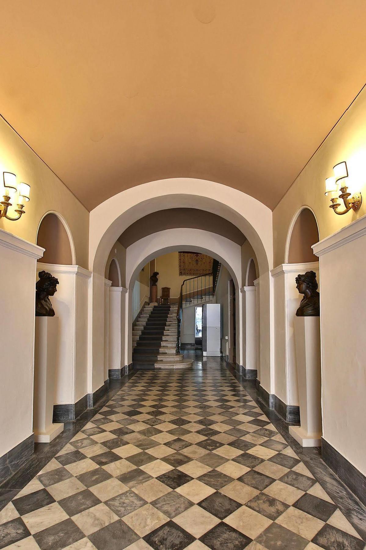 Alibrandi Palace Civitavecchia Ngoại thất bức ảnh