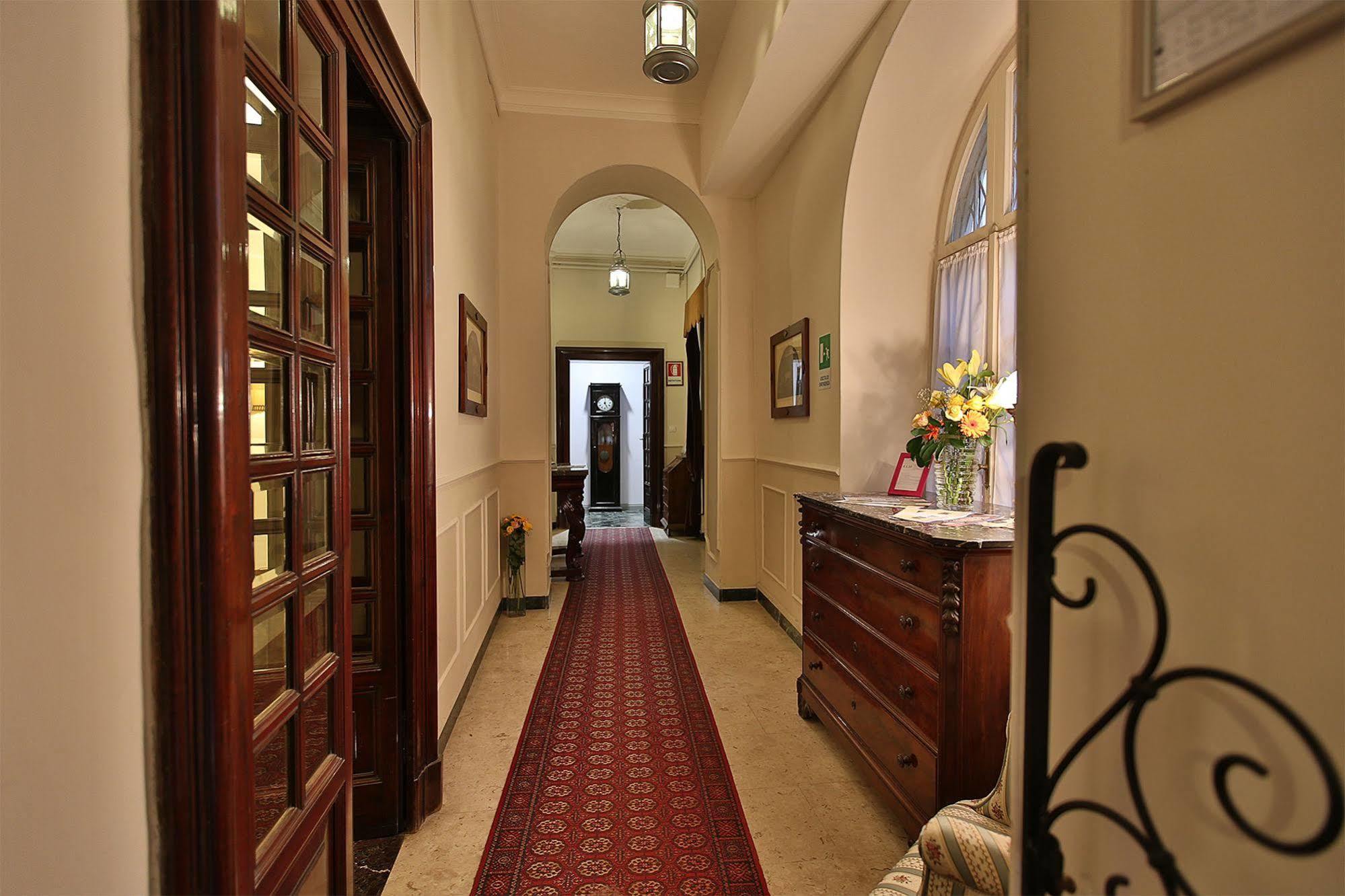 Alibrandi Palace Civitavecchia Ngoại thất bức ảnh